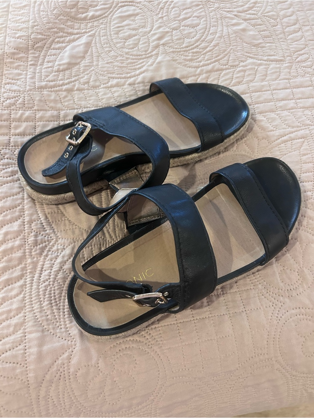 Vionic leather espadrille